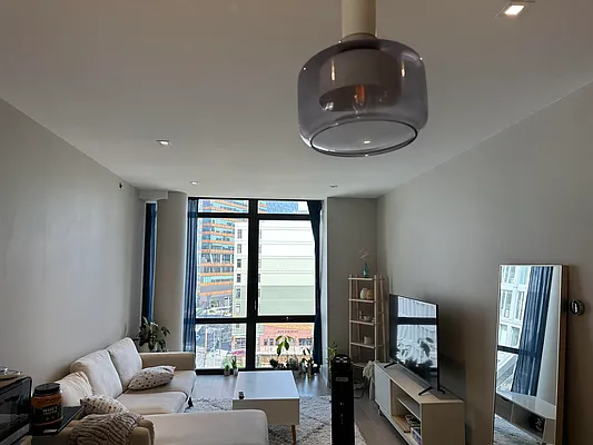 Rented by Chase Global M Realty LLC | media 8