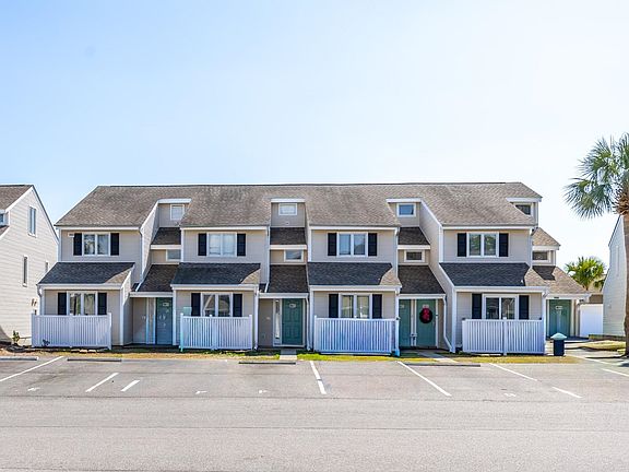 3rd image of 900 Deer Creek Rd. #E