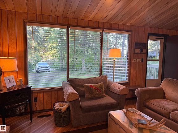 5th image of 137 Crystal Springs Dr