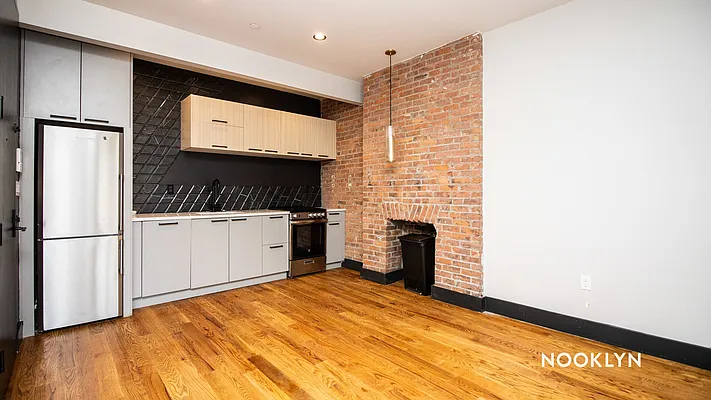 Rented by Nooklyn NYC LLC | media 2