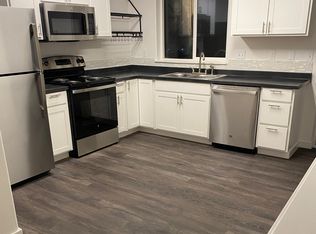 724 Oregon St #B, Saint Helens, OR 97051