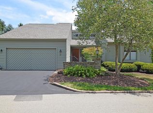 17 Fallen Br, Cincinnati, OH 45241