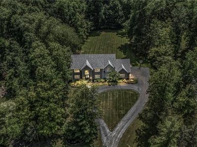 103 Champion Ln, Chagrin Falls, OH, 44022