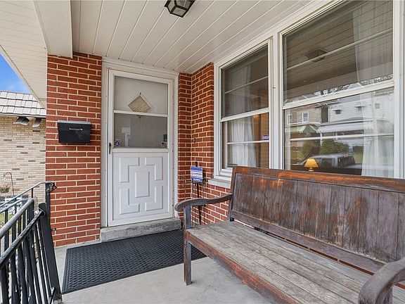 5th image of 1925 Kenneth Ave