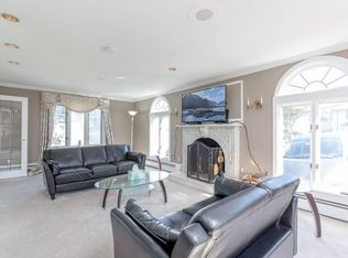 99 Bay View Ave, Winthrop, MA 02152