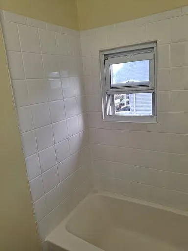 225 Monroe St #3 — Photo 8