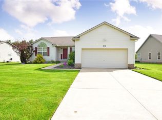 513 Ericsson Dr, Canal Fulton, OH 44614