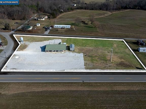 4th image of 8496 S Madisonville Rd