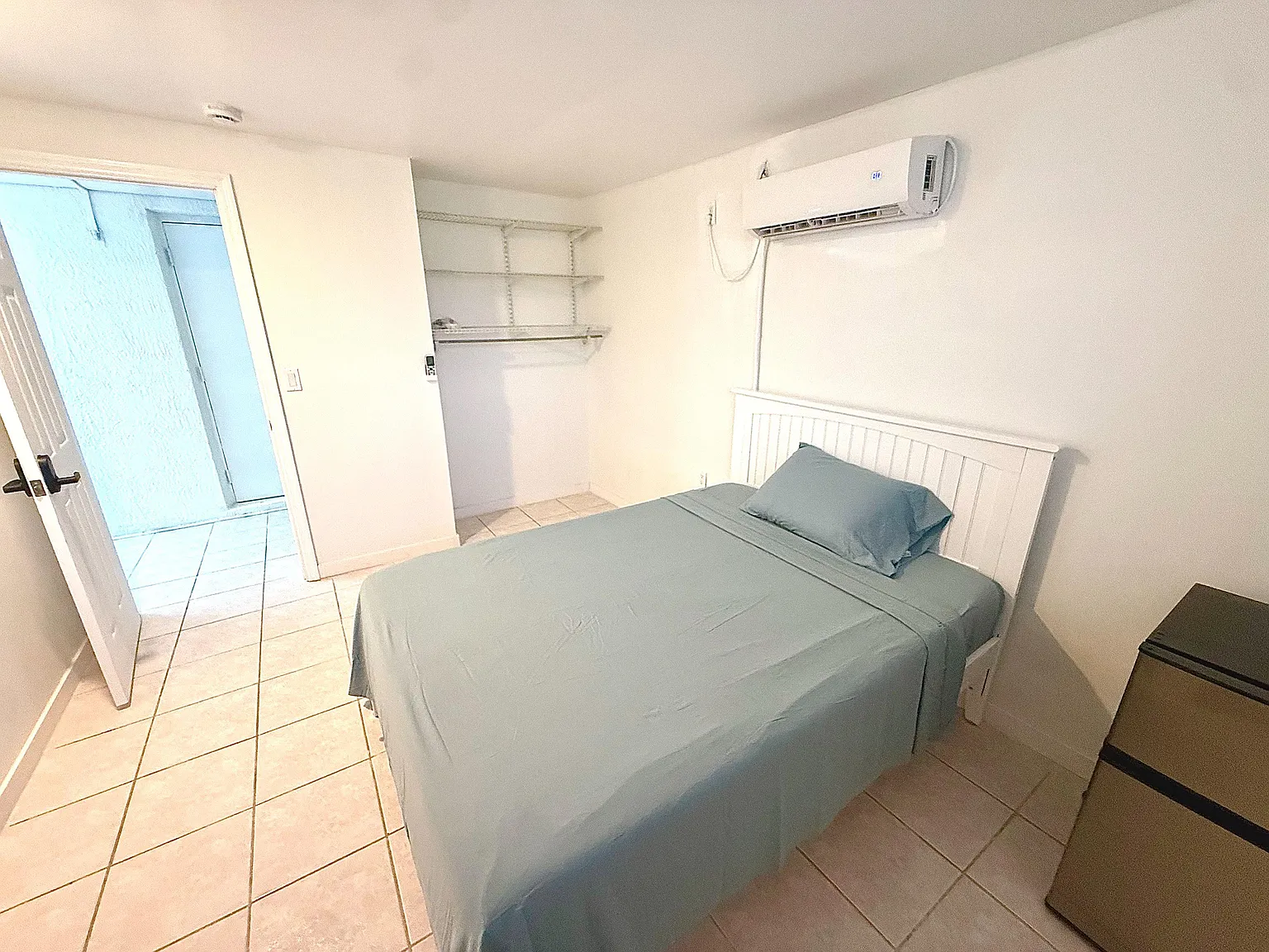4 bed, 2.0 bath, 1800 sqft, $845 — Photo 3