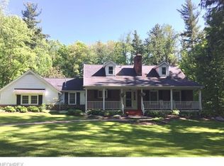 7461 Samuel Lord Dr, Chagrin Falls, OH 44023