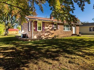 316 E Poplar St, Boonville, IN