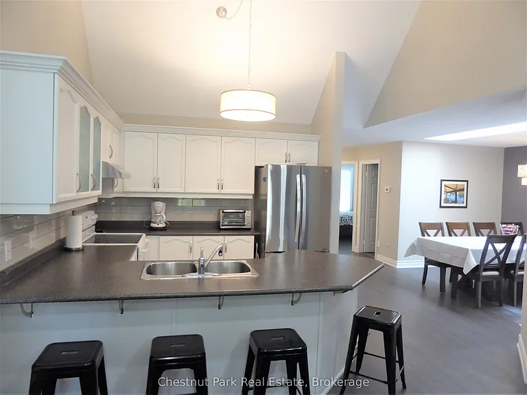23 Green Briar Dr — Photo 22