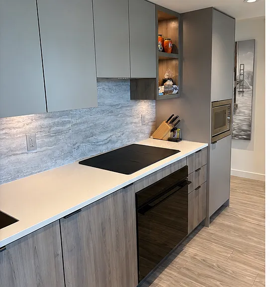 755 Harbourside Dr — Photo 3