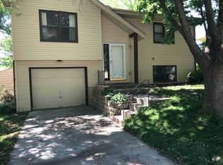 116 Hillcrest Ave, Glenwood, IA 51534