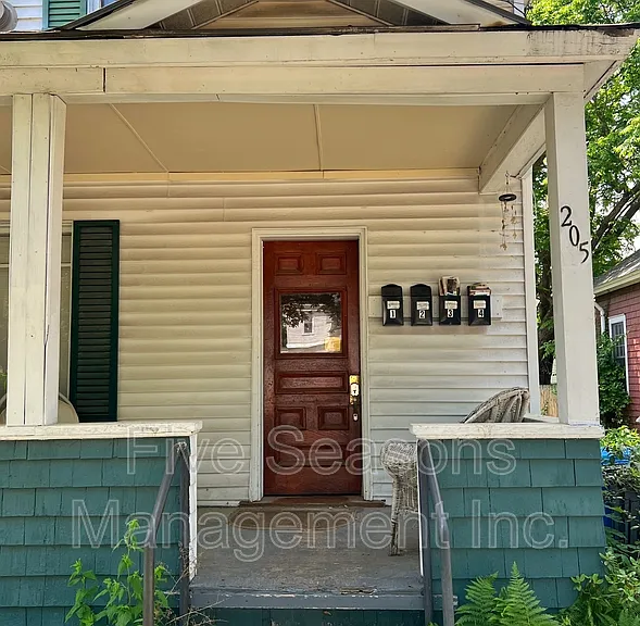 205 N Willard St #4 — Photo 14