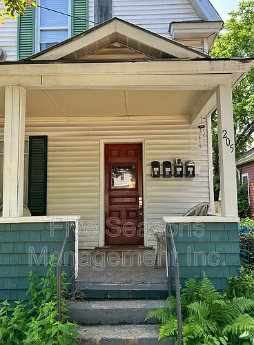 205 N Willard St #4 Photo 1 205 N Willard St #4 Photo 1