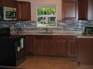 7136 Pellias Rd, Jacksonville, FL 32211