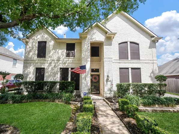 205 Rustic Oaks Dr, League City, TX 77573