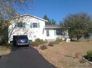 29965 Akerson St, Lindstrom, MN 55045