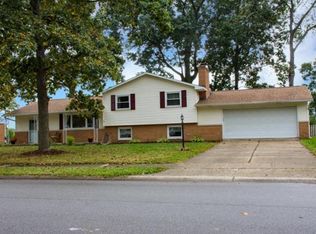 2657 Hampton Rd, Mishawaka, IN 46544