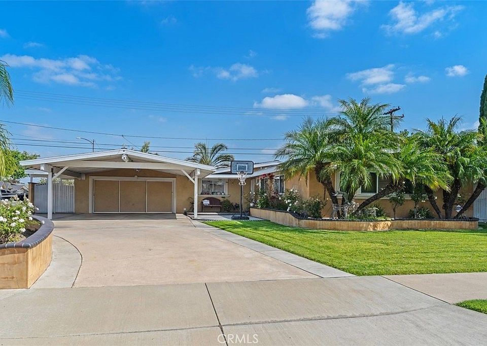 1st image of 2113 W Niobe Ave