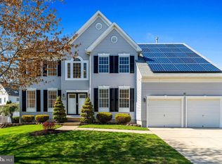 16 Windermere Dr, Lumberton, NJ 08048