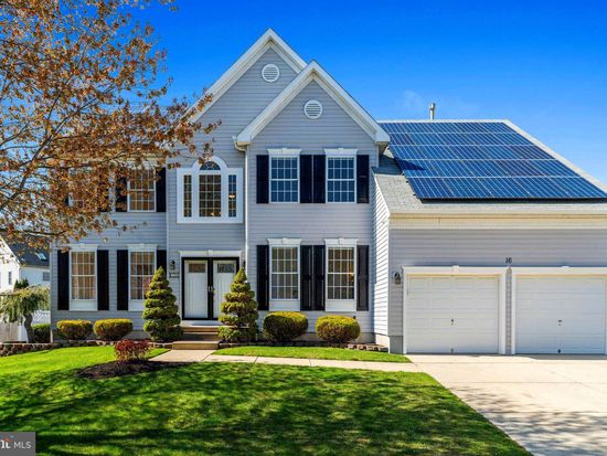 16 Windermere Dr, Lumberton, NJ 08048