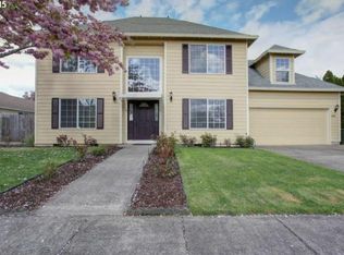 446 SE 10th Ave, Canby, OR 97013