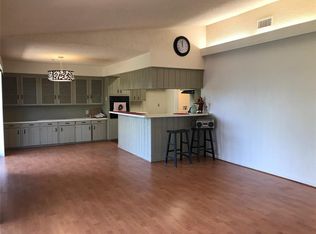 8910 Rowan Ln, Houston, TX 77036