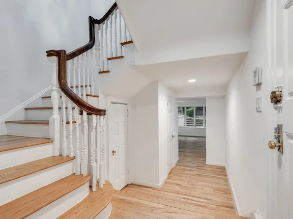 102 Pierrepont Street image 24 of 42