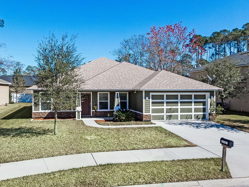 10411 Oxford Lakes Dr. 32257