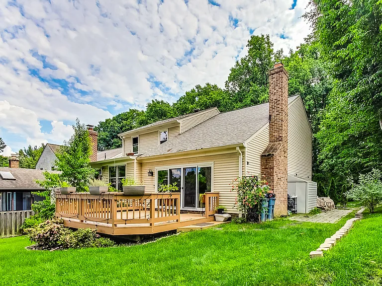 9802 Campbell Dr — Photo 29