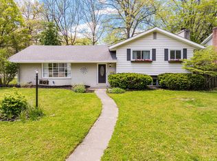 601 N Bittersweet Ln, Muncie, IN 47304