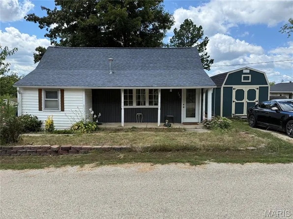 203 Milford St, Marble Hill, MO 63764