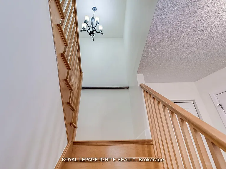 64 Templewood Dr — Photo 20