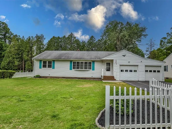 3843 W 11th St, Oneida, NY 13421