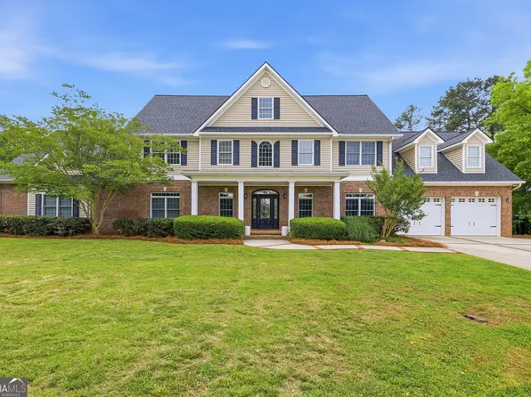 4337 Mountain View Rd, Oakwood, GA 30566