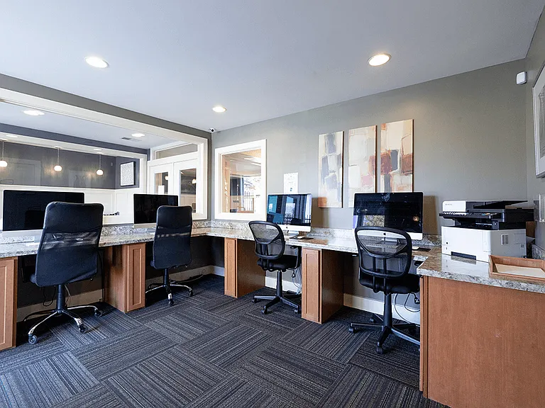 24 Hour Tech Center