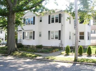 38 Beaufort St, Providence, RI 02908