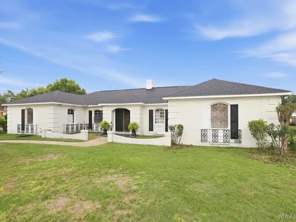 214 Pine Needle Dr, Selma, AL 36701