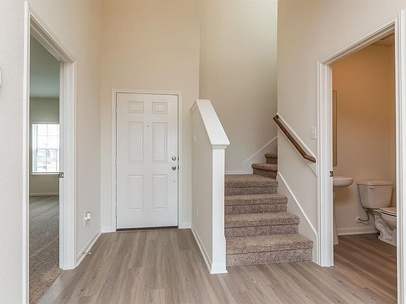 5th image of 25522 Creek Dr
