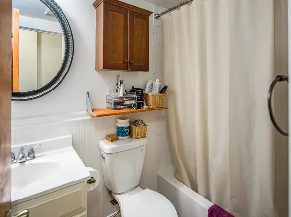 342 4th Street image 8 of 15