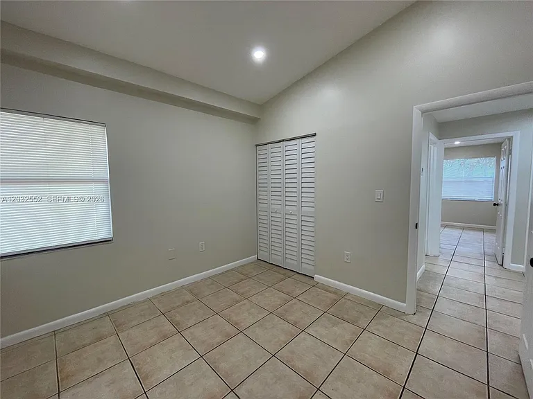 1511 San Remo Cir #1511 — Photo 14