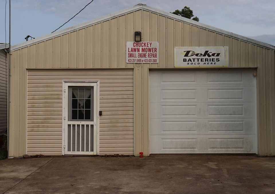 2nd image of 154 Bill Mauk Rd
