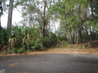 5 Sherborne Ln, Savannah, GA 31419