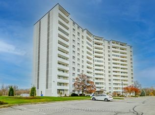 15 Towering Heights Blvd #710, Saint Catharines, ON L2T3G7