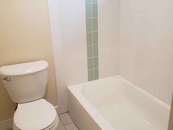 3rd image of 206 E Plymouth St APT A