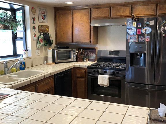 5th image of 13158 E Avenue W11