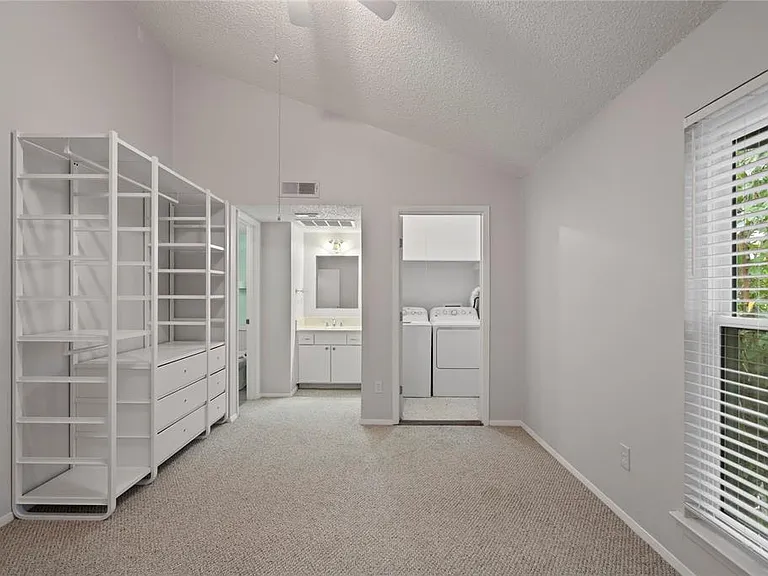 4020 Holland Ave #202 — Photo 20