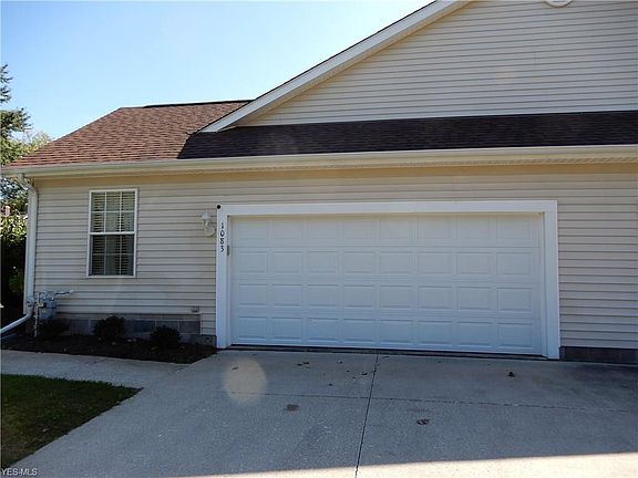 5th image of 1083 W Mallard Dr
